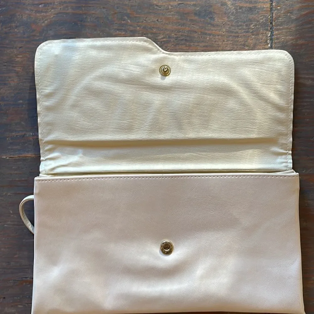 Vintage Cream Purse EUC
